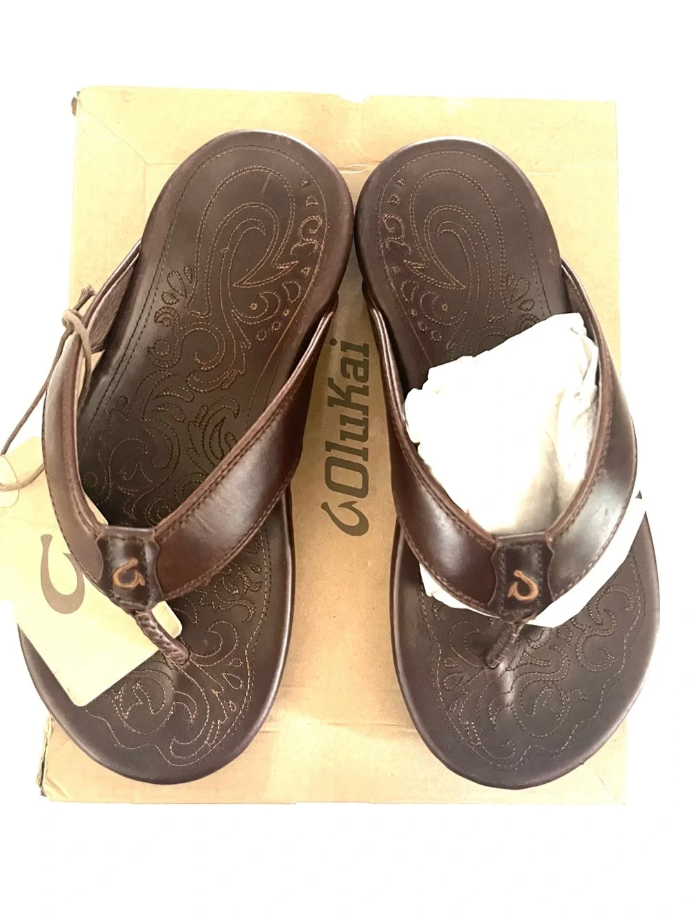 OluKai Brown Leather Thong Sandals